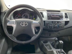 Foto 6 - Toyota Hilux Cabine Dupla Hilux 3.0 TDI 4x4 CD SR (Aut) automático