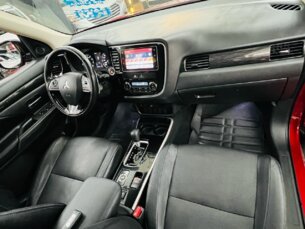 Foto 10 - Mitsubishi Outlander Outlander 3.0 V6 GT Top 4WD automático