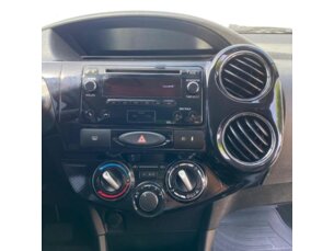 Foto 5 - Toyota Etios Hatch Etios X Plus 1.5 (Flex) (Aut) manual