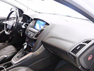 Foto 9 - Ford Focus Hatch Focus Hatch SE Plus 2.0 PowerShift automático