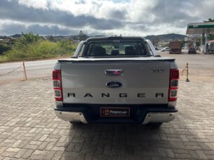 Foto 5 - Ford Ranger (Cabine Dupla) Ranger 3.2 TD CD XLT 4WD (Aut) automático