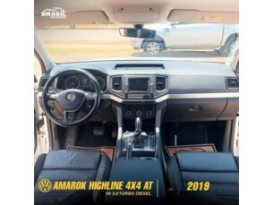 Foto 7 - Volkswagen Amarok Amarok 3.0 V6 CD Highline 4x4 automático
