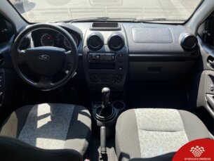 Foto 7 - Ford Fiesta Sedan Fiesta Sedan 1.6 Rocam (Flex) manual