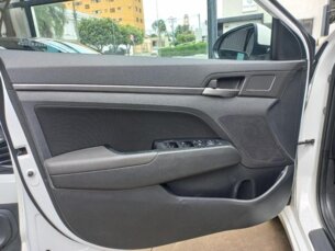 Foto 8 - Hyundai Elantra Elantra 2.0 Top (Aut) (Flex) automático