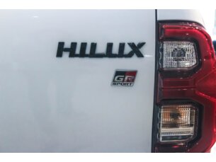 Foto 5 - Toyota Hilux Cabine Dupla Hilux CD 2.8 TDI GR-S WT 4WD automático