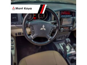 Foto 5 - Mitsubishi Pajero Full Pajero Full 3.2 DI-D 5D HPE 4WD manual