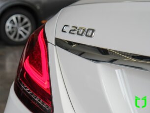 Foto 10 - Mercedes-Benz Classe C C 200 EQ Boost automático