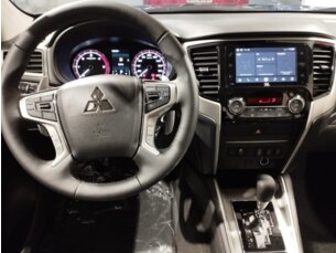 Foto 4 - Mitsubishi L200 Triton L200 Triton Sport 2.4 D HPE-S 4WD (Aut) automático