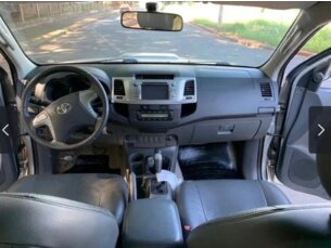 Foto 3 - Toyota Hilux Cabine Dupla Hilux 3.0 TDI 4x4 CD SRV (Aut) automático