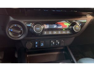 Foto 6 - Toyota Hilux Cabine Dupla Hilux 2.8 TDI CD SRX 4x4 (Aut) automático