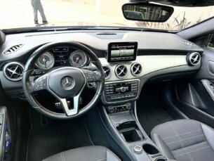 Foto 10 - Mercedes-Benz GLA GLA 200 Vision automático