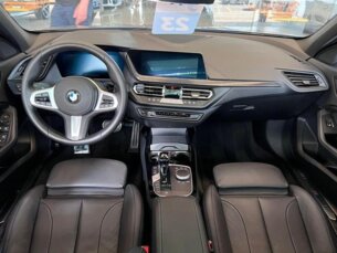 Foto 8 - BMW Série 1 118i M Sport automático
