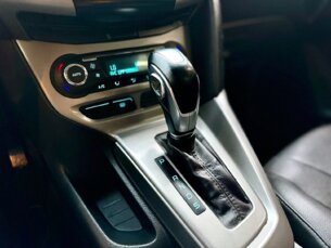 Foto 10 - Ford Focus Hatch Focus Hatch SE 1.6 16V TiVCT PowerShift automático