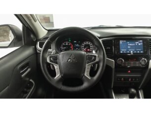Foto 6 - Mitsubishi L200 Triton L200 Triton Sport 2.4 D HPE-S 4WD (Aut) automático