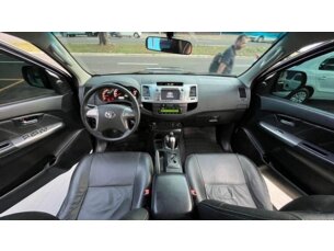Foto 8 - Toyota Hilux Cabine Dupla Hilux 3.0 TDI 4x4 CD SRV (Aut) manual