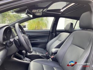 Foto 8 - Toyota Yaris Hatch Yaris 1.5 XL Live CVT automático