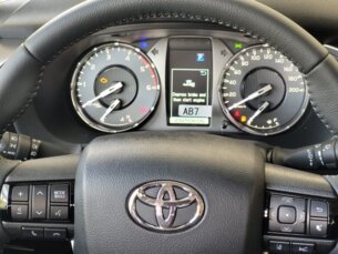 Foto 9 - Toyota Hilux Cabine Dupla Hilux CD 2.8 TDI SRX Plus 4WD automático