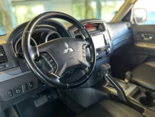 Foto 5 - Mitsubishi Pajero Full Pajero Full 3.2 DI-D 5D HPE 4WD automático