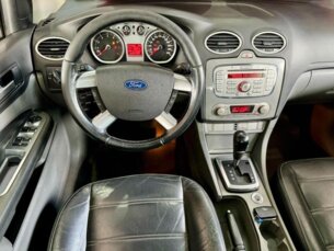 Foto 9 - Ford Focus Hatch Focus Hatch Titanium 2.0 16V (Aut) automático