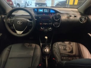 Foto 6 - Toyota Etios Hatch Etios XS 1.5 (Flex) (Aut) automático