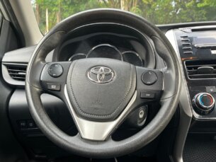 Foto 10 - Toyota Yaris Sedan Yaris Sedan 1.5 XL (Flex) manual