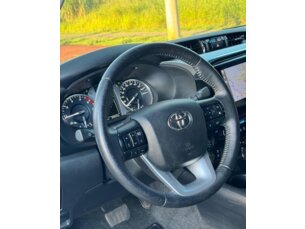 Foto 2 - Toyota Hilux Cabine Dupla Hilux 2.8 TDI CD SRX 4x4 (Aut) automático