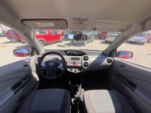 Foto 4 - Toyota Etios Hatch Etios XS 1.3 (Flex) manual