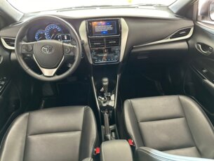 Foto 9 - Toyota Yaris Hatch Yaris 1.5 X-Way Connect CVT automático