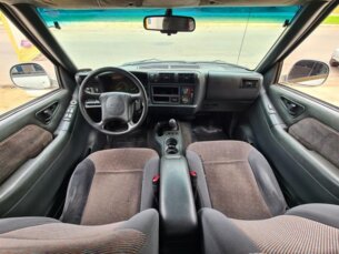 Foto 9 - Chevrolet S10 Cabine Dupla S10 Luxe 4x4 2.8 (Cab Dupla) manual