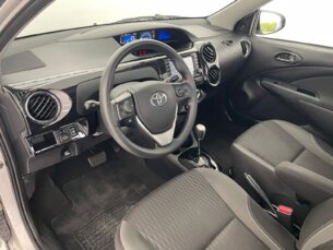 Foto 9 - Toyota Etios Hatch Etios Ready 1.5 (Aut) (Flex) automático