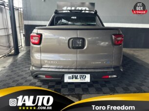 Foto 9 - Fiat Toro Toro 1.8 Freedom (Aut) automático