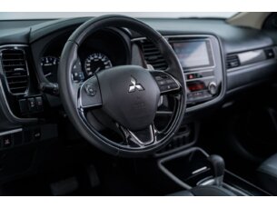 Foto 6 - Mitsubishi Outlander Outlander 3.0 V6 HPE-S 4WD manual