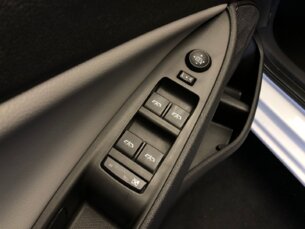 Foto 9 - Chevrolet Onix Onix 1.0 Turbo Premier (Aut) automático