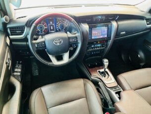Foto 8 - Toyota SW4 SW4 2.8 TDI SRX 7L 4x4 (Aut) automático
