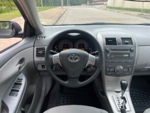 Foto 9 - Toyota Corolla Corolla Sedan XEi 1.8 16V (flex) automático