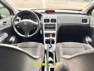Foto 10 - Peugeot 307 307 Hatch. Feline 2.0 16V (aut) automático