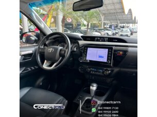 Foto 9 - Toyota Hilux Cabine Dupla Hilux CD 2.8 TDI SR 4WD automático