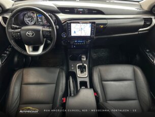 Foto 5 - Toyota Hilux Cabine Dupla Hilux 2.8 TDI CD SRV 4x4 (Aut) automático