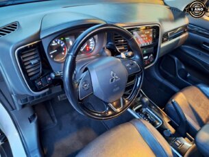 Foto 8 - Mitsubishi Outlander Outlander 2.0 16V CVT automático