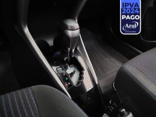 Foto 7 - Toyota Yaris Hatch Yaris 1.3 XL (Flex) automático