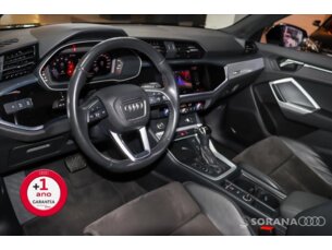 Foto 10 - Audi Q3 Q3 1.4 Black S line S-Tronic automático