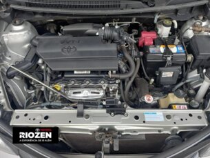 Foto 10 - Toyota Etios Hatch Etios 1.3 X (Aut) automático