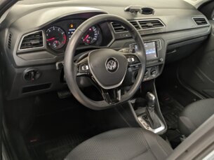 Foto 8 - Volkswagen Voyage Voyage 1.6 (Aut) automático