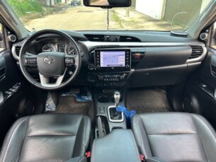 Foto 7 - Toyota Hilux Cabine Dupla Hilux CD 2.8 TDI SRX 4WD (Aut) automático