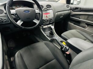 Foto 8 - Ford Focus Hatch Focus Hatch GLX 2.0 16V (Flex) manual