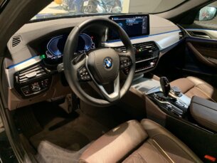 Foto 8 - BMW Série 5 530e Luxury automático