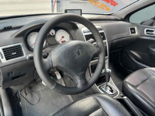 Foto 9 - Peugeot 307 307 Hatch. Feline 2.0 16V (flex) (aut) automático