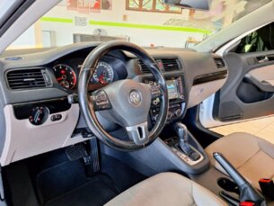 Foto 6 - Volkswagen Jetta Jetta 2.0 Comfortline Tiptronic (Flex) automático
