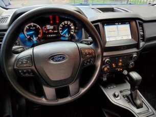 Foto 4 - Ford Ranger (Cabine Dupla) Ranger 3.2 CD XLS 4WD (Aut) automático