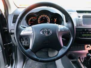 Foto 9 - Toyota Hilux Cabine Dupla Hilux 3.0 TDI 4x4 CD SRV (Aut) automático